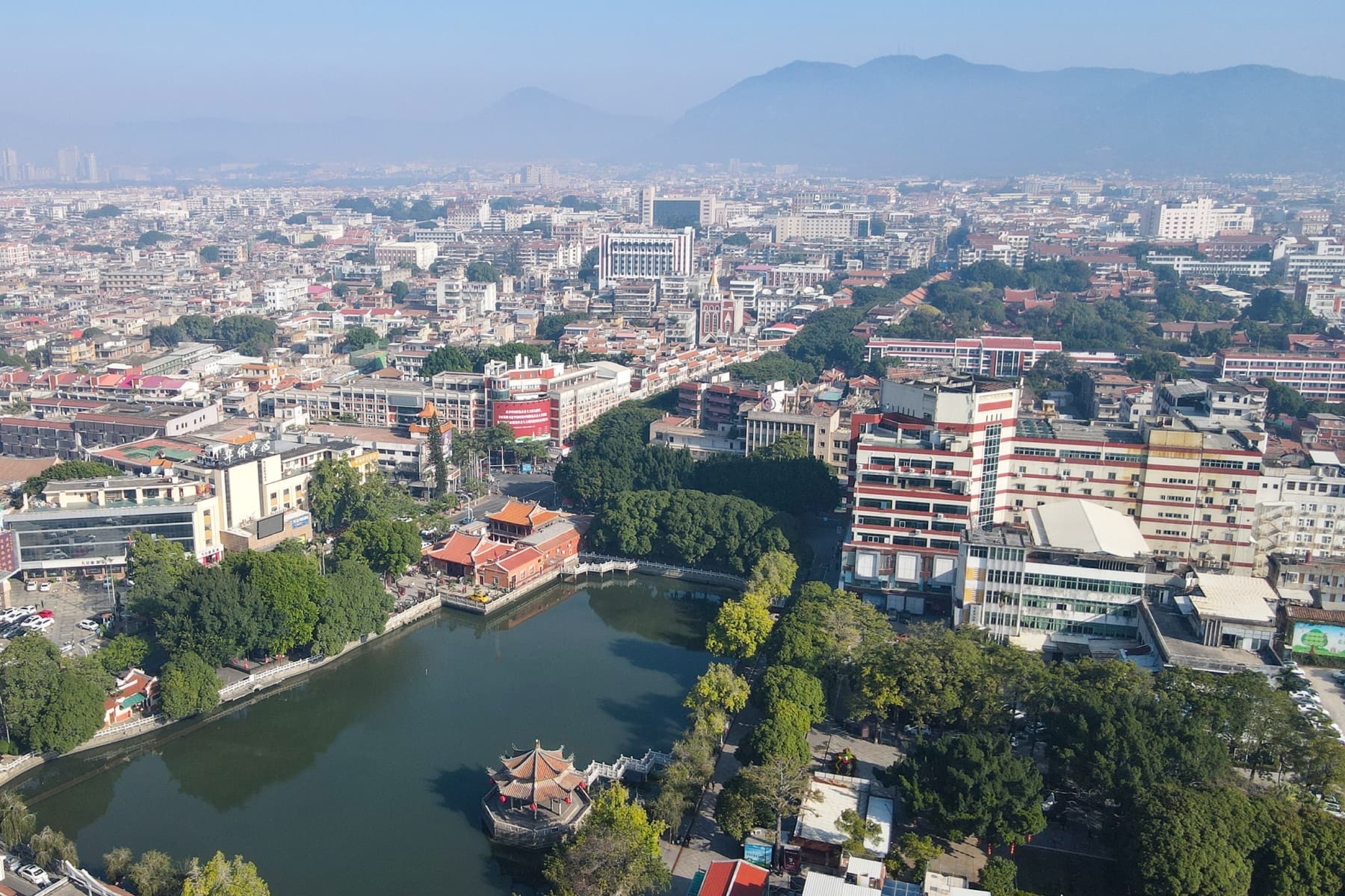 Quanzhou old city within the contemporary urban landscape